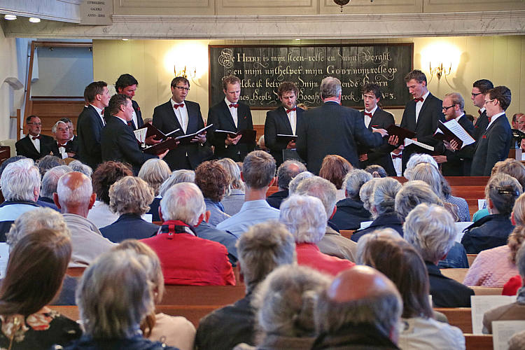 25 jaar Waarder helpt Roemenië met zangavond van Conforza_38